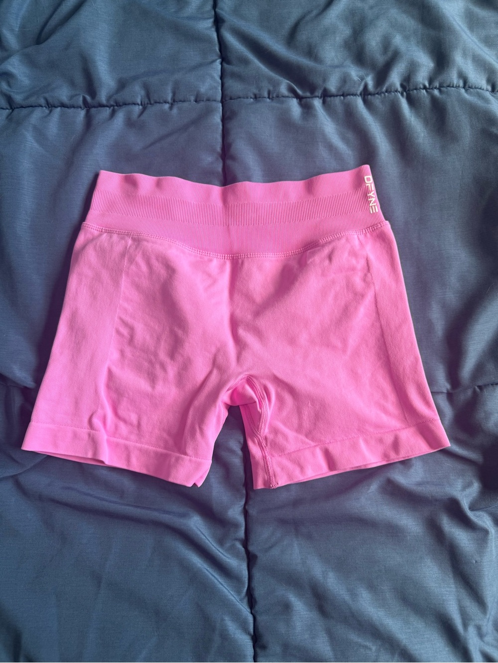 Dfyne Seamless Pink Women’s Active Shorts